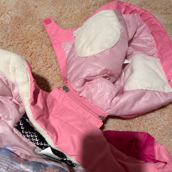 Girls Obermeyer ski jacket and bib - Picture 5 of 12